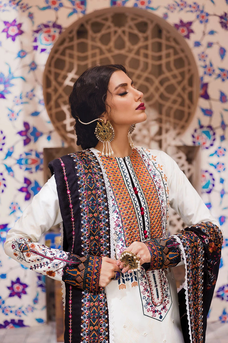 Luxury White Embroidered Lawn 3-Piece | Pakistani Festive Wear - FPF_32